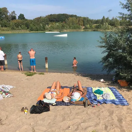 Bungalow, Retro Am See, Rügen Camping Zirkow