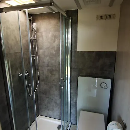 Bungalow, Adler Auf Ruegen Kamp alanı 3*